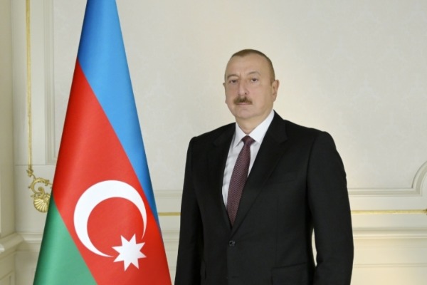 Azərbaycan Prezidenti Respublika Günü ilə bağlı paylaşım edib.              TƏBRİK EDİRİK!